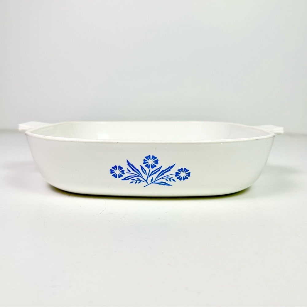 Corning Ware Vintage Blue Cornflower Blue 10 In Casserole Dish